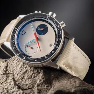 New Wormhole Concept Tritium Gas Gift Watch for Women, New Niche Women's Watch, Men's Watch, Cross-Border Quartz Watch